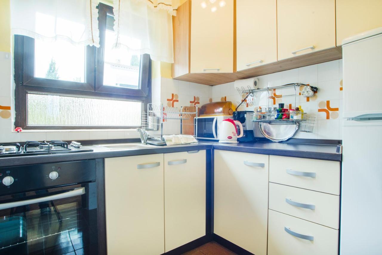 Apartments Karmelic Малинска Екстериор снимка