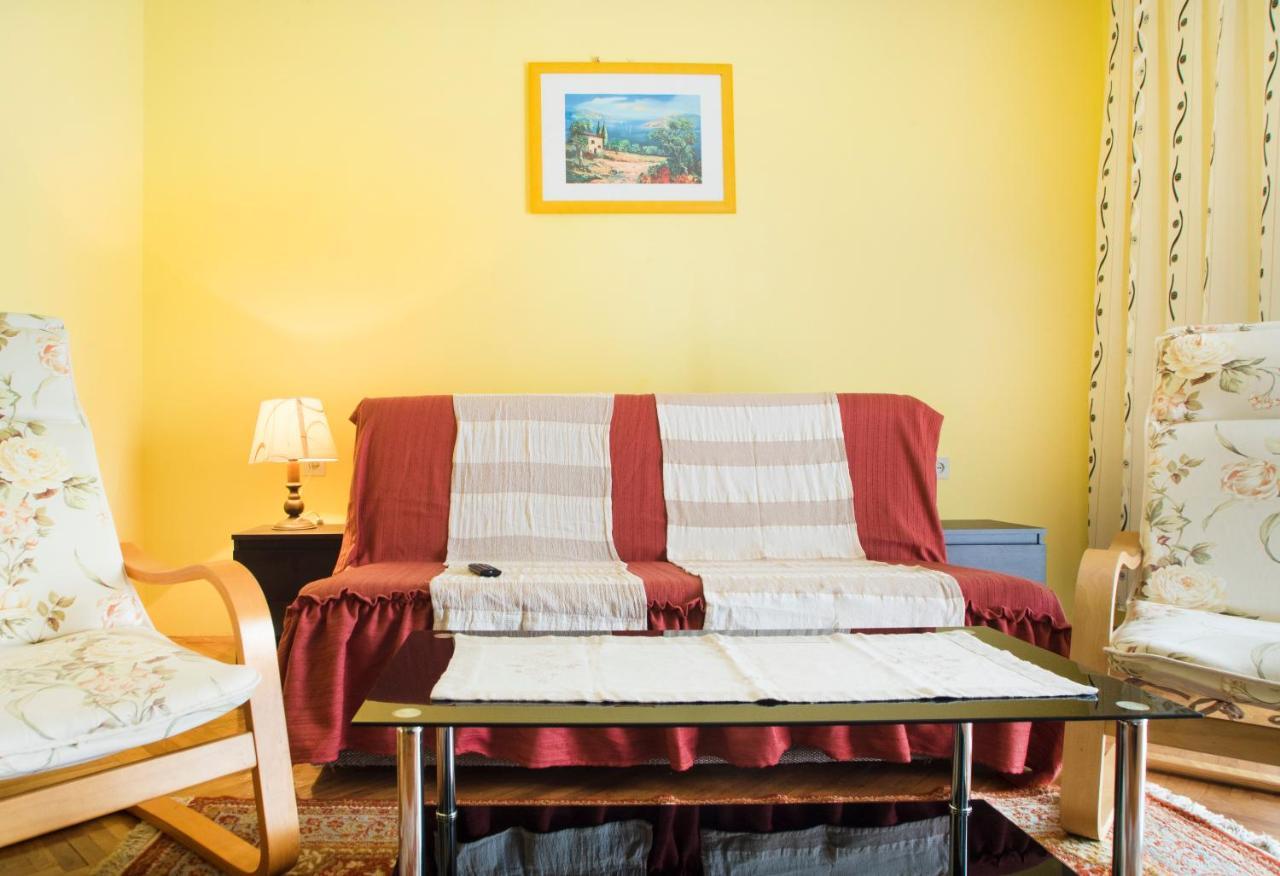 Apartments Karmelic Малинска Екстериор снимка