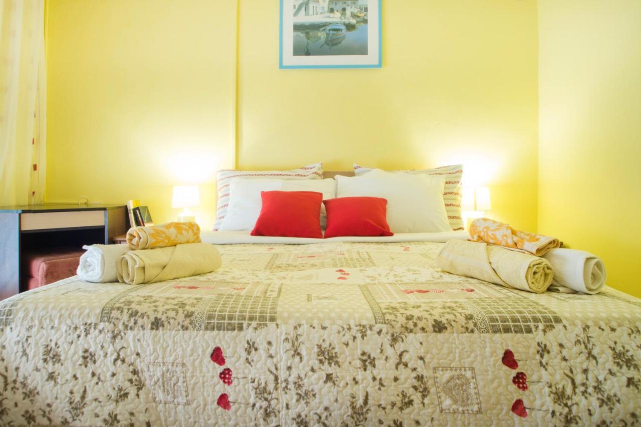 Apartments Karmelic Малинска Екстериор снимка
