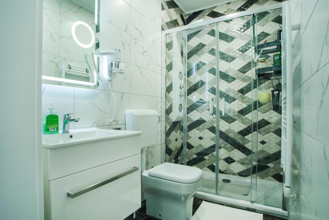 Apartments Karmelic Малинска Екстериор снимка