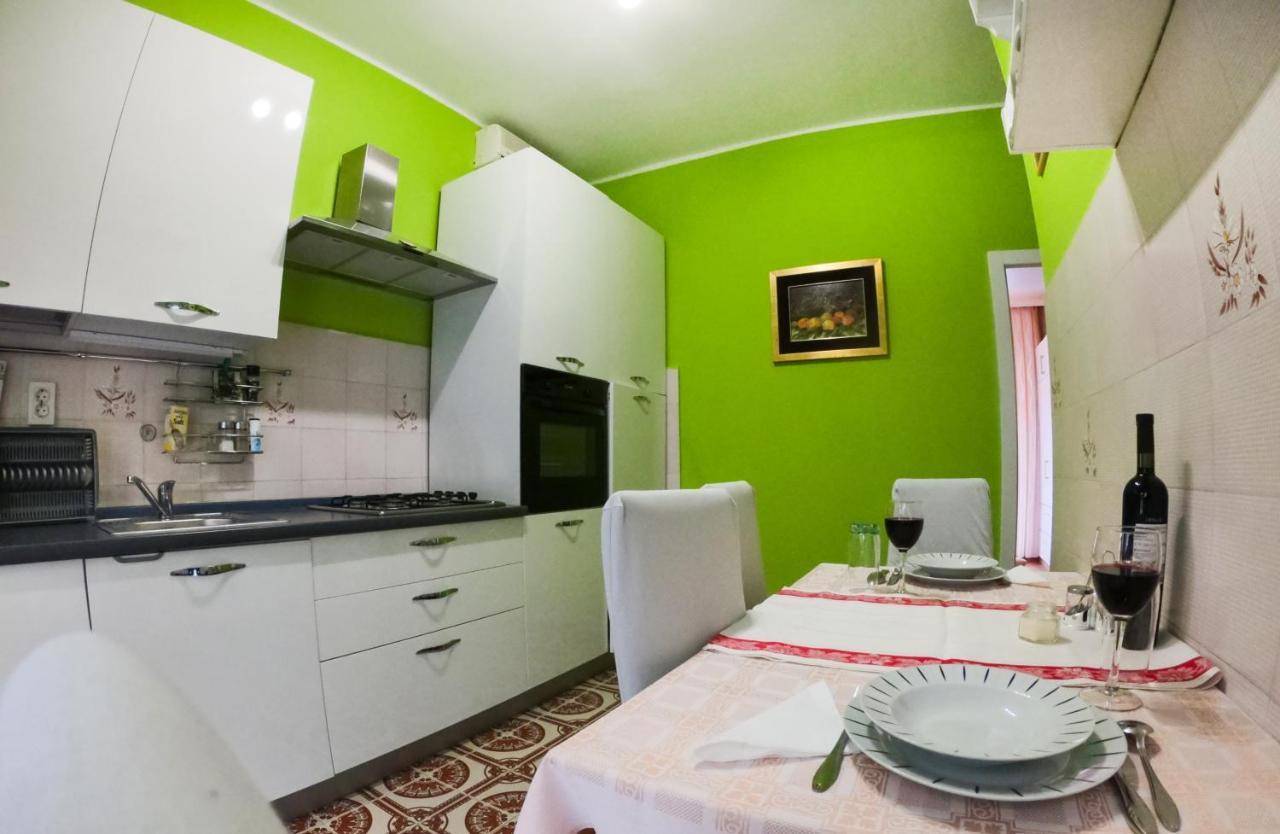 Apartments Karmelic Малинска Екстериор снимка